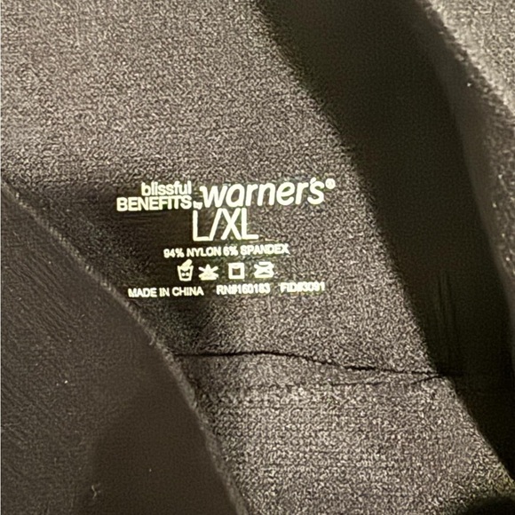 Blissful benefits Black Leggings LARGE / XL - Picture 3 of 3